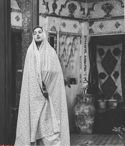 آن ترک پریچه که دوش از بر ما رفت 💔