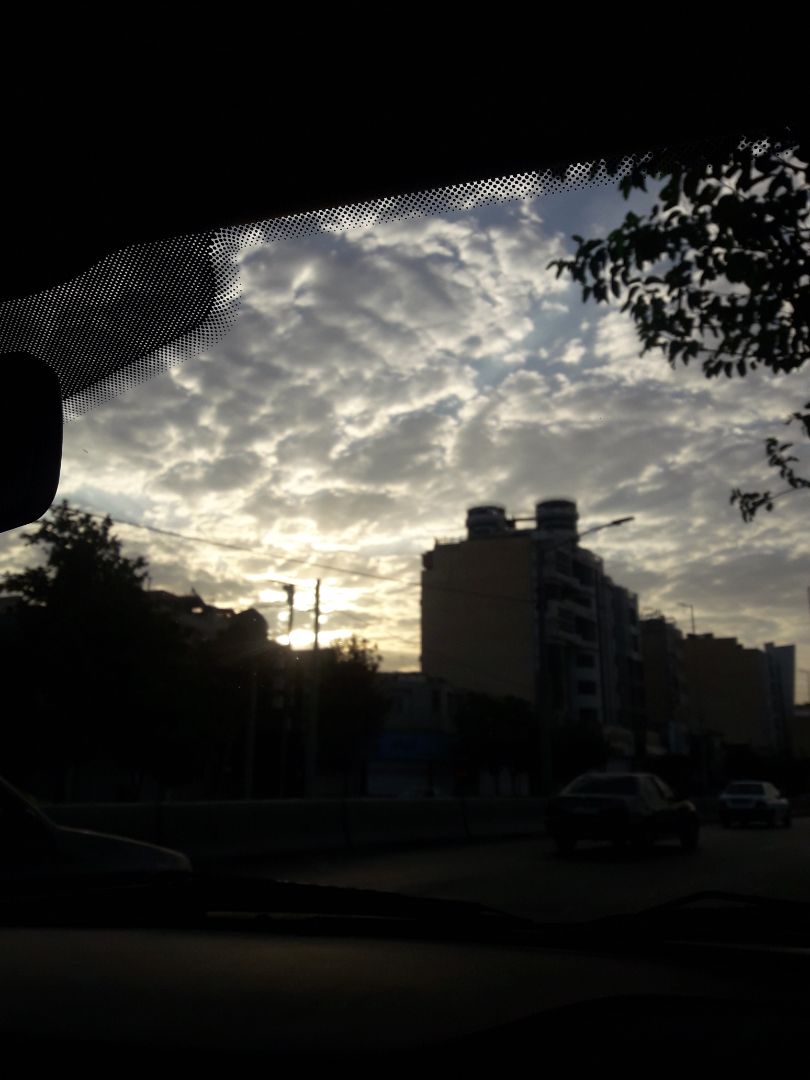 تو صبحی که تاریک‌تر از شبه...