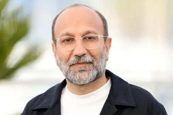 بازگشت اصغر فرهادی به زبان مادری