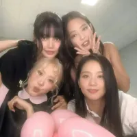 Black Pink