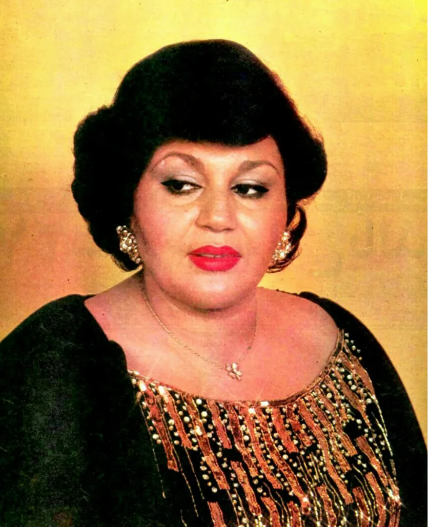 موزیک عالم یکرنگی از هایده با بالاترین کیفیت